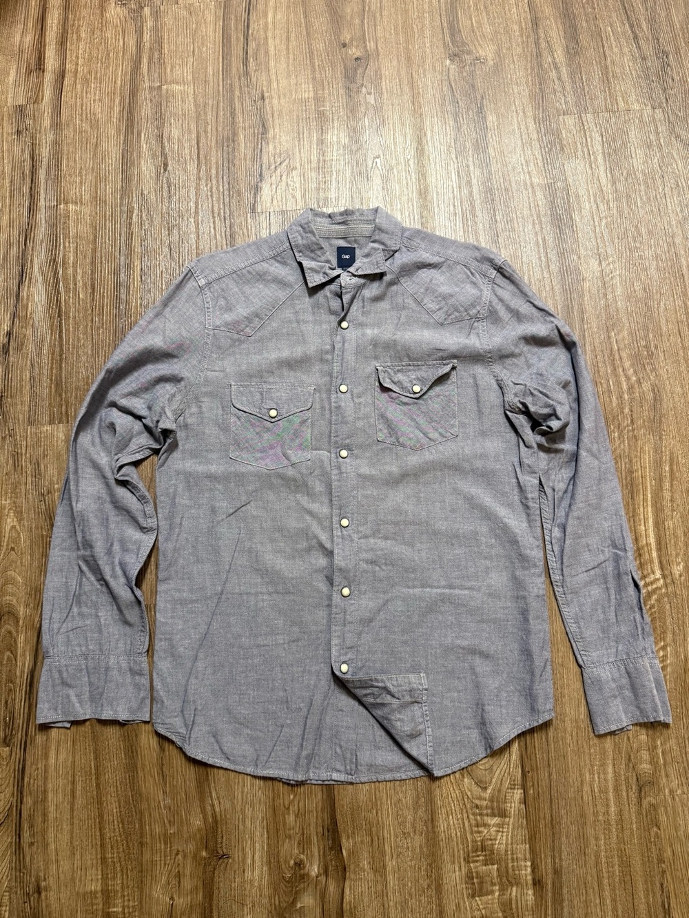 Gap Men's Chambray Long-Sleeve Button-Up Shirt
